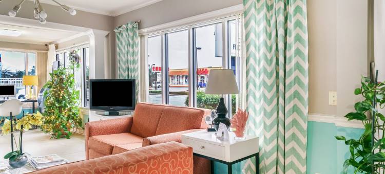 OYO默特尔比奇国王高速公路酒店(OYO Hotel Myrtle Beach Kings Hwy)图片