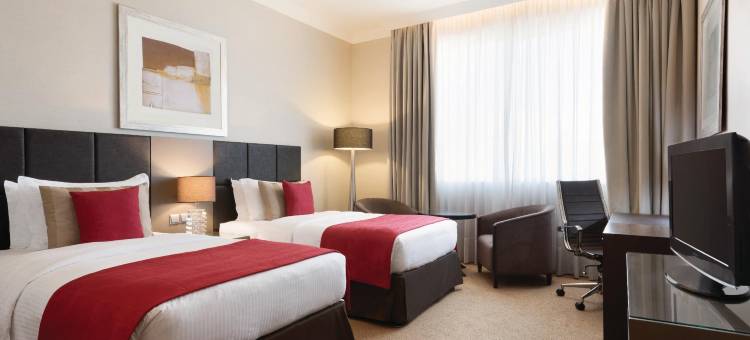 阿布扎比市中心华美达酒店(Ramada by Wyndham Abu Dhabi Downtown)图片