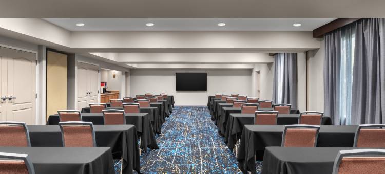 希尔顿欢朋套房酒店-弗雷斯诺(Hampton Inn & Suites Fresno)图片