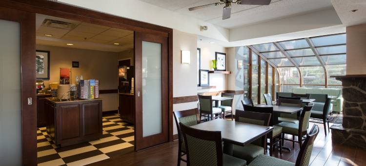 希尔顿欢朋酒店-西斯普林菲尔德(Hampton Inn West Springfield)图片