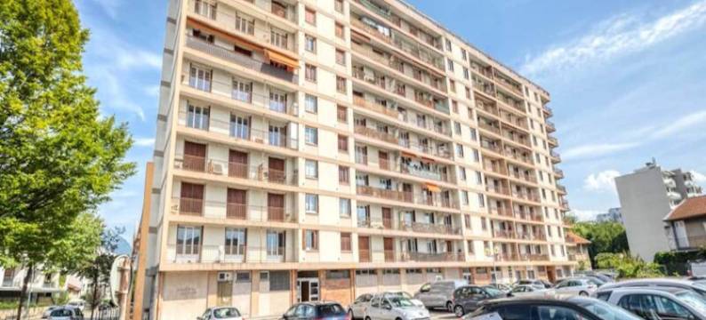 The Angelic des Eaux Claires Parking图片