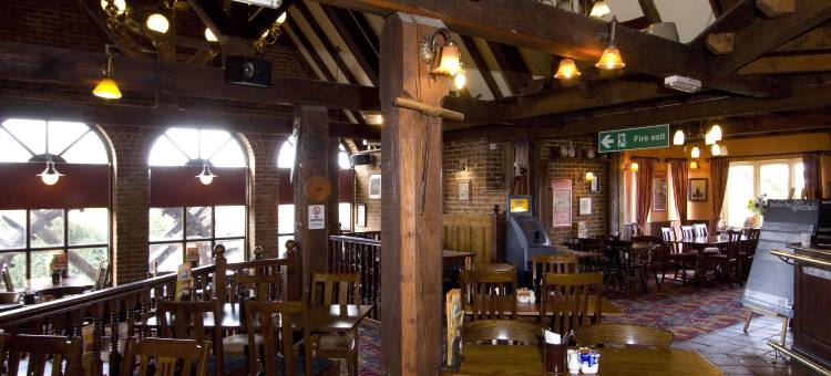 伊斯特本普瑞米尔酒店(Premier Inn Eastbourne)图片