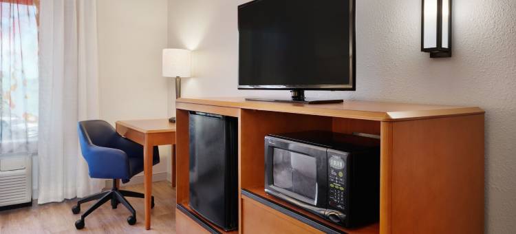 海恩斯维尔斯图尔特堡万枫酒店(Fairfield Inn & Suites Hinesville Fort Stewart)图片