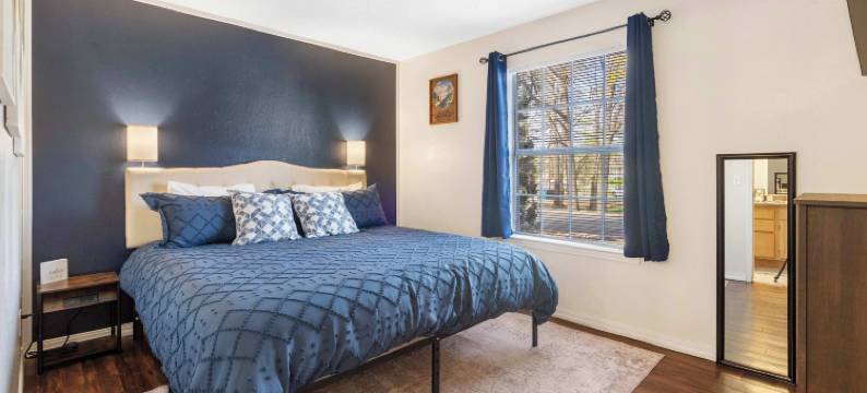 航海角迷人步入式公寓 适合4人！(The Nautical Nook Charming Walk-in Condo for 4!)图片