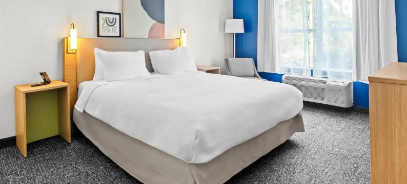 Spark by Hilton Sumter图片