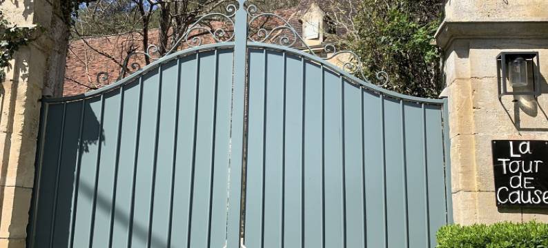 拉图尔德科斯(La Tour de Cause)图片