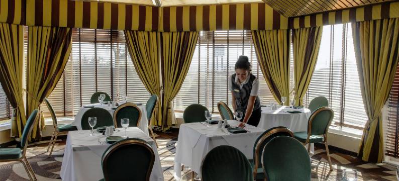 伯内特阿姆斯贝斯特韦斯特酒店(Best Western Aberavon Beach Hotel)图片