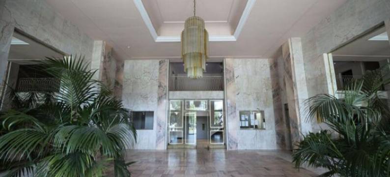 Apartment in Hermitage with Private Garden图片