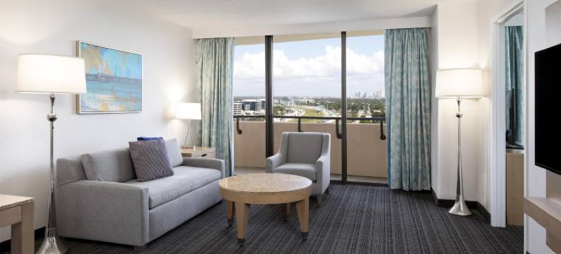 希尔顿坦帕机场西岸大使套房酒店(Embassy Suites by Hilton Tampa Airport Westshore)图片