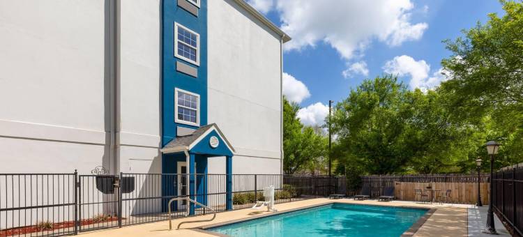 巴吞鲁日机场麦客达温德姆酒店及套房(Microtel Inn & Suites by Wyndham Baton Rouge Airport)图片
