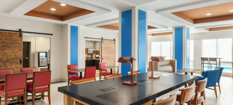Holiday Inn Express & Suites FT迈尔斯堡东论坛(Holiday Inn Express & Suites FT MYERS EAST- THE FORUM by IHG)图片