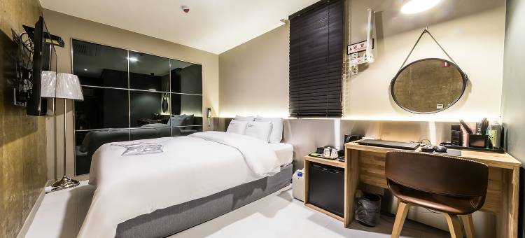 平泽塞维利亚酒店(Pyeongtaek Seville Hotel)图片