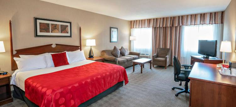 基洛纳华美达酒店及会议中心(Ramada by Wyndham Kelowna Hotel & Conference Center)图片