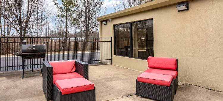 帕迪尤卡I-24舒适酒店(Comfort Inn Paducah I-24)图片