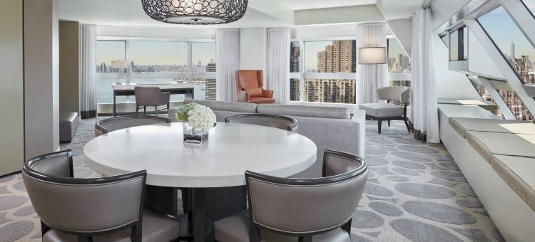 纽约第一联合广场希尔顿千禧酒店(Millennium Hilton New York One UN Plaza)图片