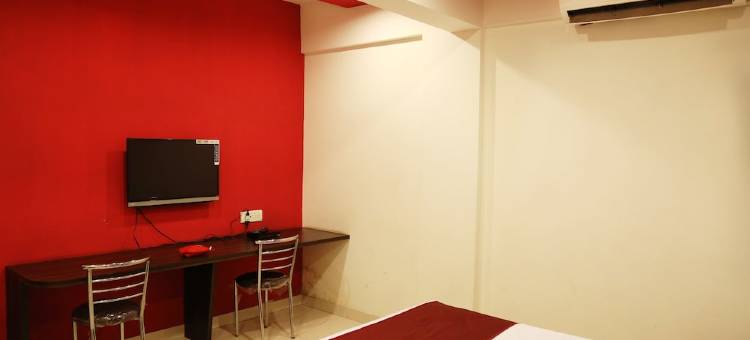 OYO 671 Hotel Alpine图片