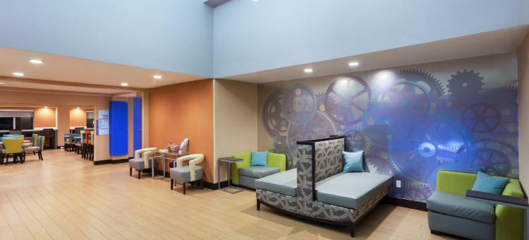 智选假日套房酒店梅宾(Holiday Inn Express & Suites Mebane)图片
