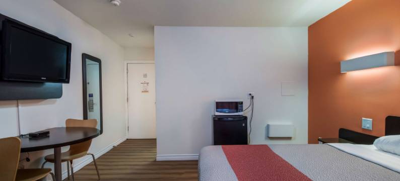 安大略大萨德伯里 6 号汽车旅馆(Motel 6 Sudbury, on)图片