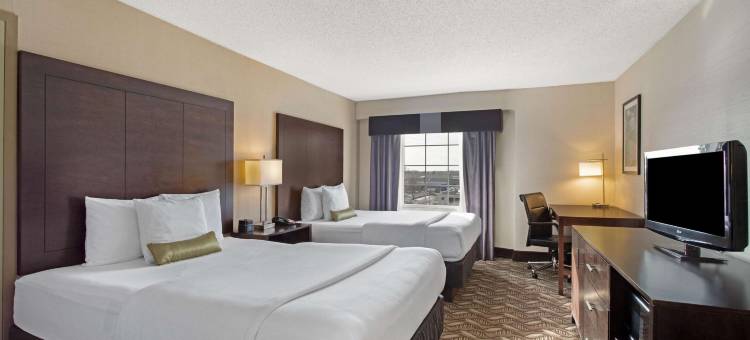 斯普林菲尔德拉昆塔温德姆套房酒店(La Quinta Inn & Suites by Wyndham Springfield MA)图片