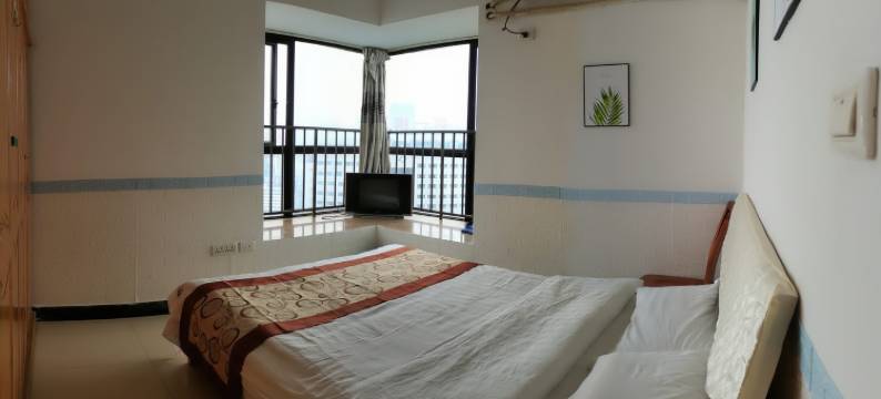 免费接车到袁家岗重医高档电梯公寓(步行街分店)图片