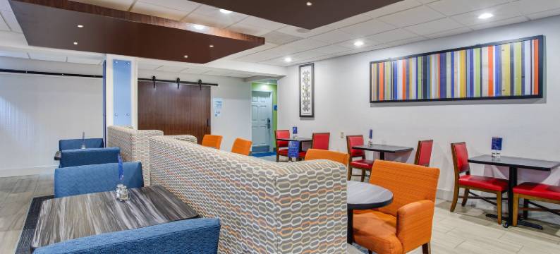 智选假日套房酒店阿尔科(诺克斯维尔机场)(Holiday Inn Express & Suites ALCOA (KNOXVILLE AIRPORT) by IHG)图片