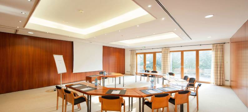 梅菲尔德- 伍德泰格斯酒店(Maifeld Sport- und Tagungshotel)图片