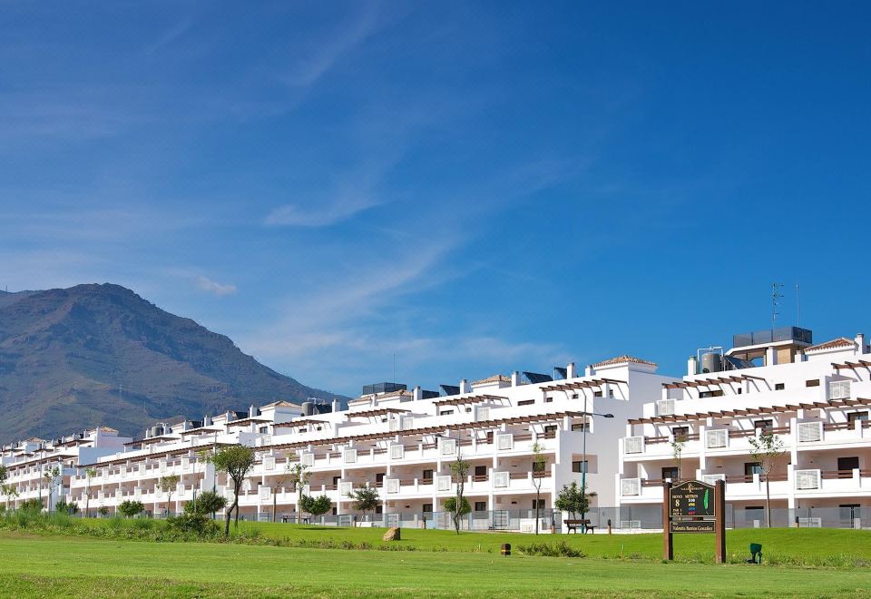 Ona Valle Romano Golf & ResortHotel Overview