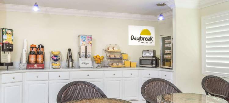 戴斯酒店-近希望城(Days Inn by Wyndham Near City of Hope)图片