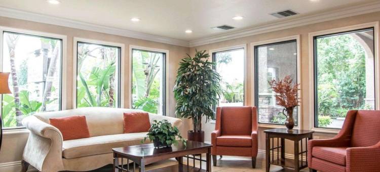 阿纳海姆梅因盖特品质套房酒店(Quality Inn & Suites Anaheim Maingate)图片