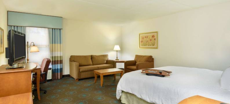 芒特弗农希尔顿欢朋酒店(Hampton Inn Mt. Vernon)图片