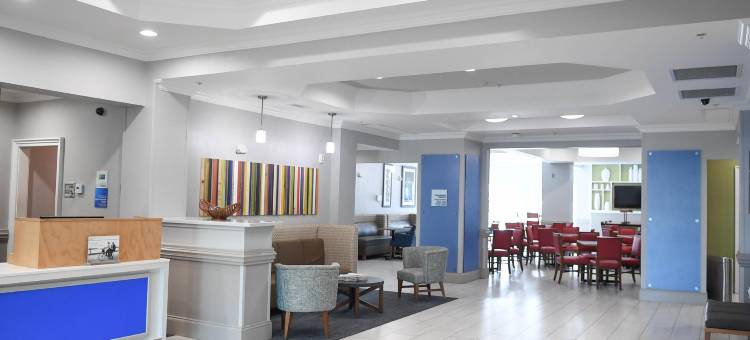 智选假日套房酒店弗多斯塔西 - MALL区(Holiday Inn Express & Suites Valdosta West - Mall Area)图片