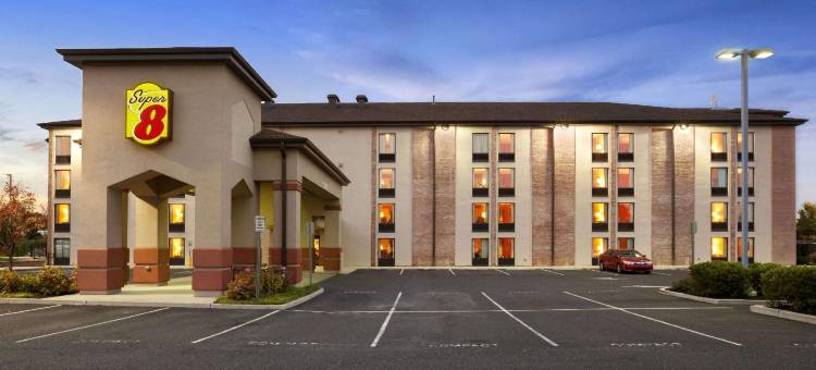 芒特劳雷尔速8酒店(Super 8 by Wyndham Mount Laurel)图片