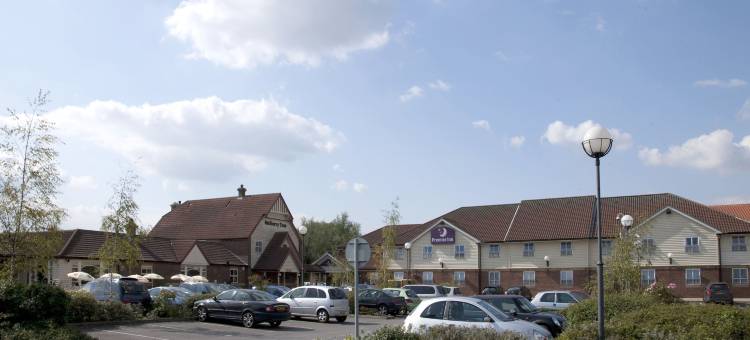 布伦特里普瑞米尔酒店(A120)(Premier Inn Braintree (A120))图片