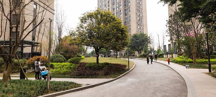 杨先森短租公寓(杨梨路分店)图片