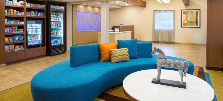 舒适酒店 - 戴达姆-波士顿大都会西区(Comfort Inn - Dedham-Boston MetroWest)图片