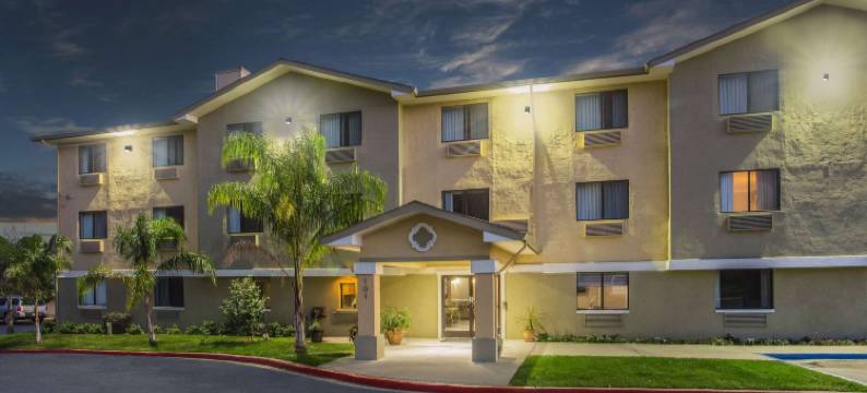 瓦卡维尔速8酒店(Super 8 by Wyndham Vacaville)图片