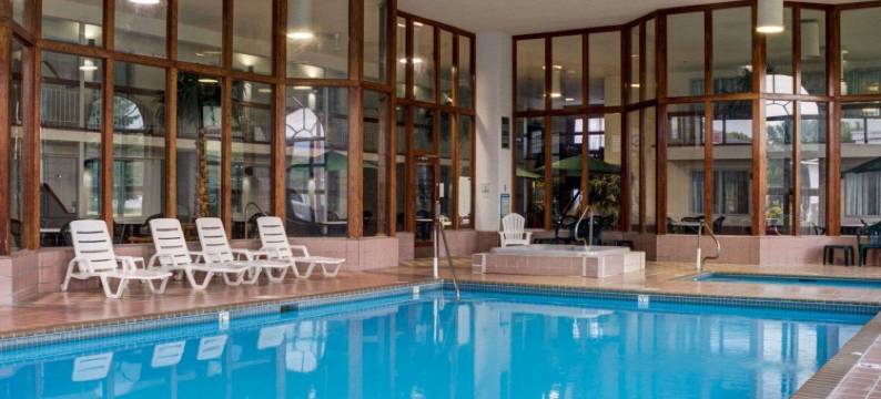 哥伦比亚购物中心环路罗德威酒店(Rodeway Inn Columbia Mall Loop)图片