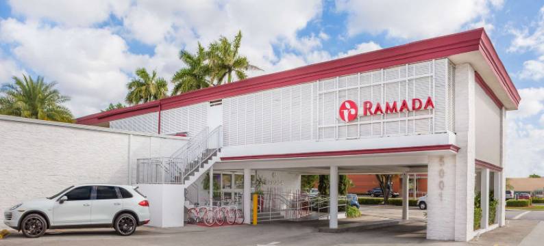 迈阿密温泉/迈阿密国际机场华美达酒店(Ramada by Wyndham Miami Springs/Miami International Airport)图片