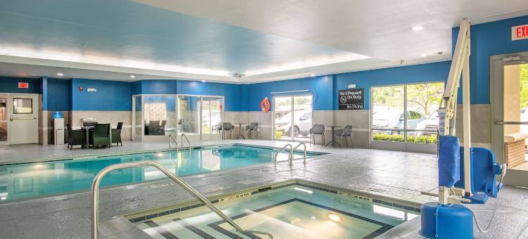 海乍德欢朋套房酒店(Hampton Inn & Suites Hazard)图片