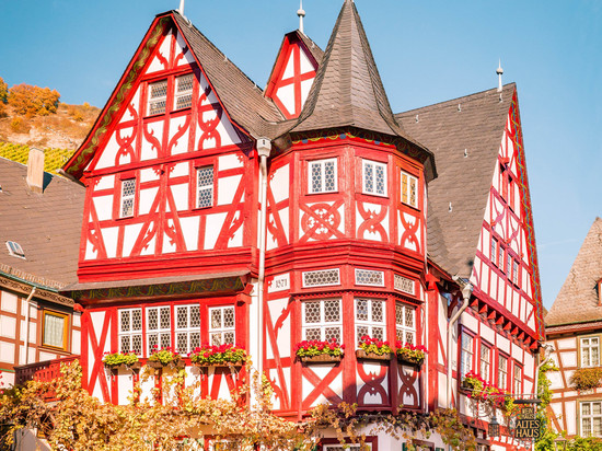 厄贝托酒店及青年旅舍