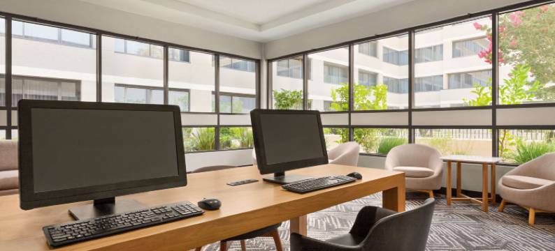 森尼维耳硅谷丽笙酒店(Radisson Hotel Sunnyvale - Silicon Valley)图片