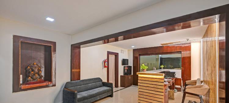 联排别墅 1175 格陵兰大酒店(FabHotel Greenland Grand - Nr Kalinga Stadium)图片