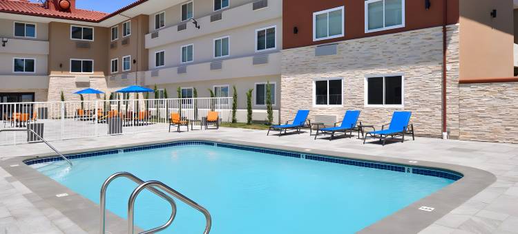 圣罗莎北智选假日酒店(Holiday Inn Express Santa Rosa North)图片