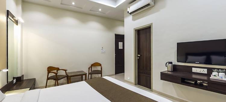 三叶酒店(Hotel Three Leaves)图片