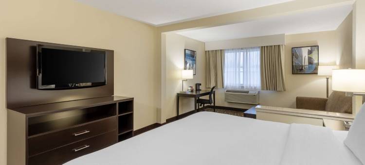 圣路易斯贝斯特韦斯特酒店(Best Western St. Louis Inn)图片