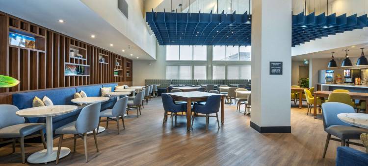 舒适套房酒店(Comfort Inn & Suites)图片