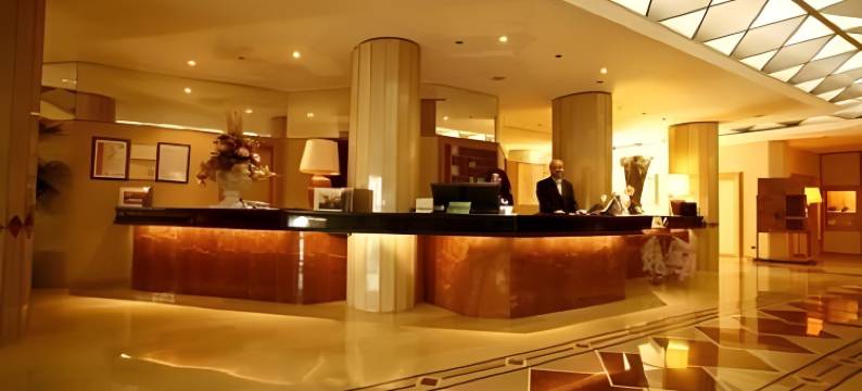 怡东大酒店(Grand Hotel Excelsior)图片