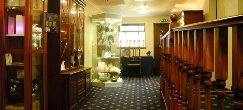 金斯伍德酒店(Kingswood Hotel)图片