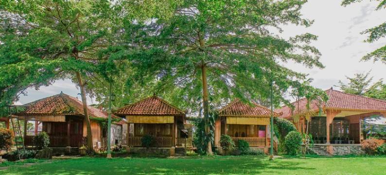 OYO-1347乔格洛加鲁特伊斯兰小屋(OYO 1347 Joglo Garut Cottage Syariah)图片