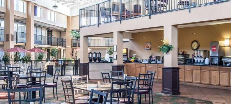 克拉丽奥酒店(Clarion Inn)图片